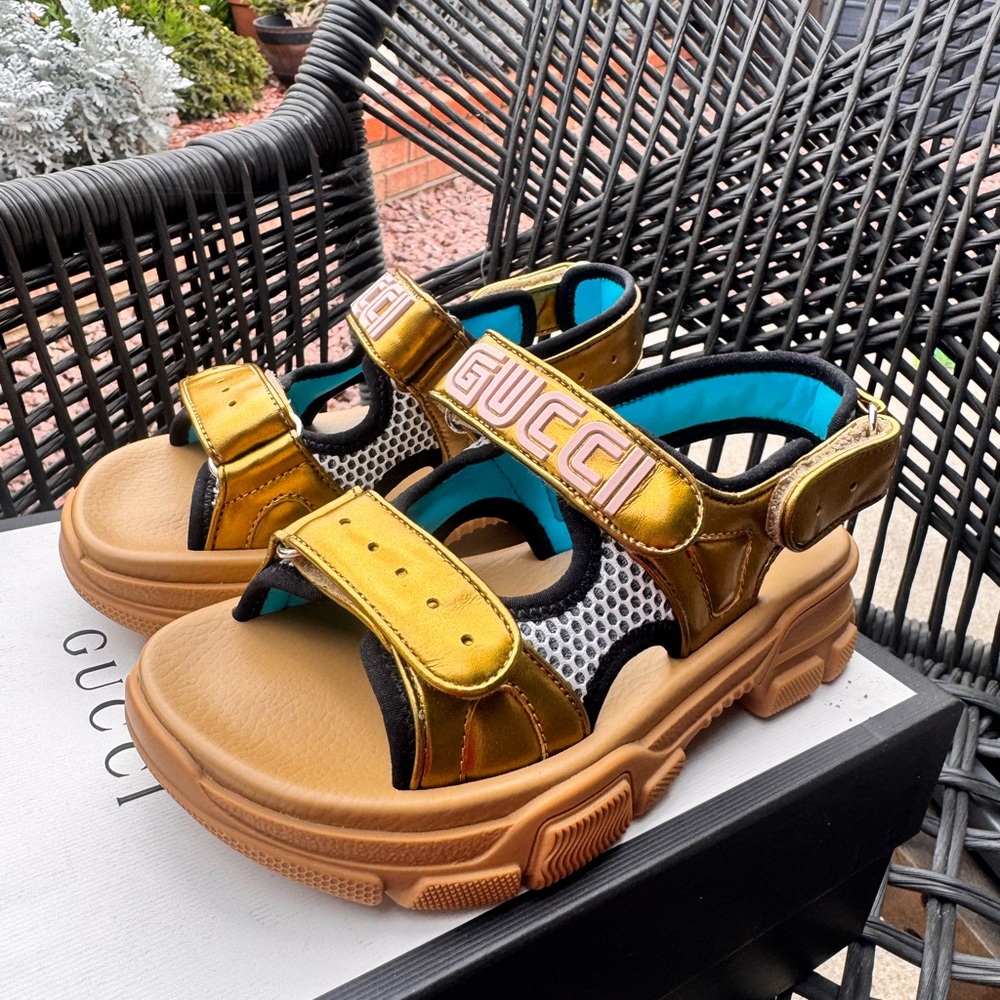 Gucci Kids Gold and Tan Sandals